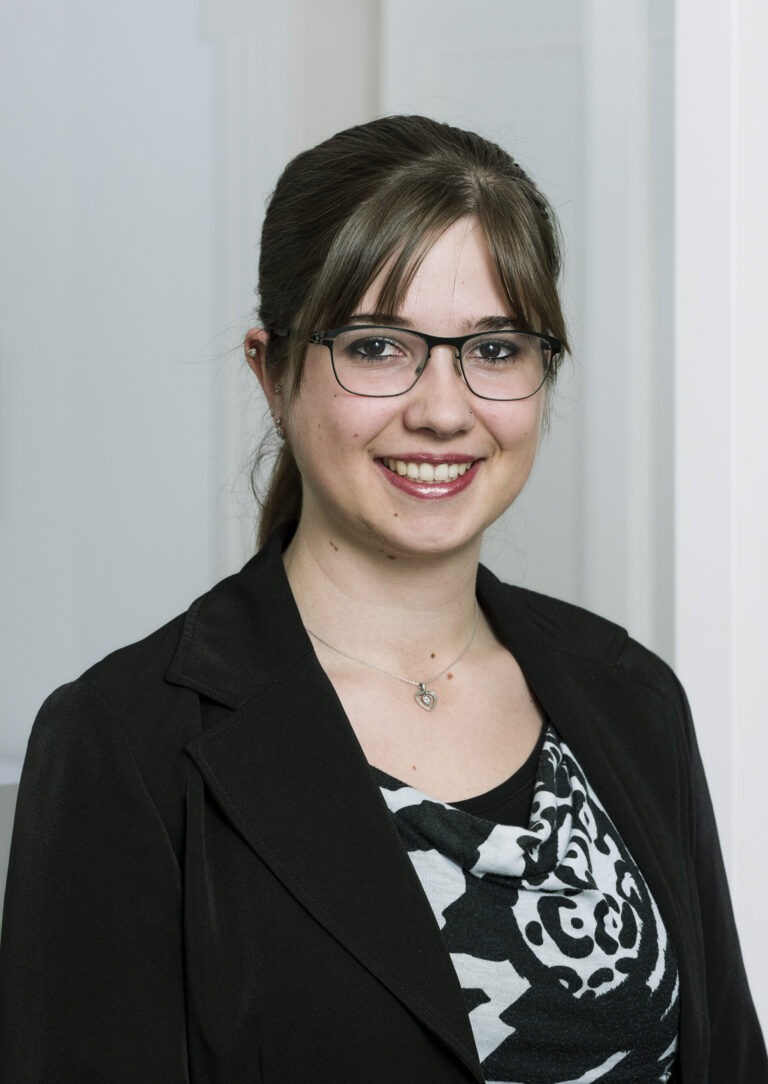 Porträtfoto Zoé Hunziker